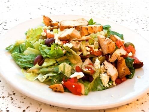Рецепт блюда "Салат из курицы по‑гречески"